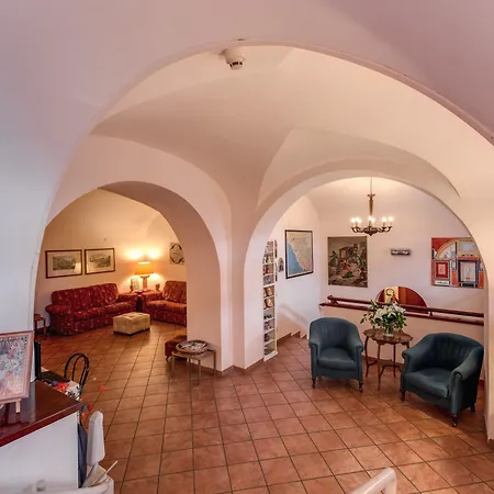 Hotel Corona-3