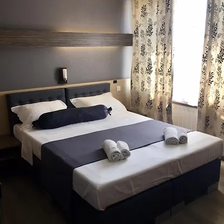 Hotel Prince De Liege-3