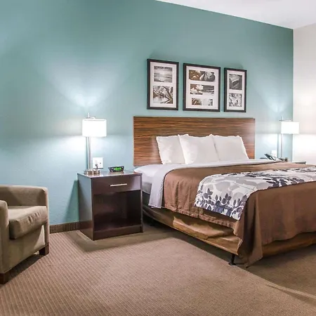 Sleep Inn & Suites Center-2