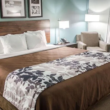 Sleep Inn & Suites Center-3