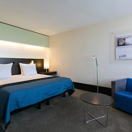 Holiday Inn Eindhoven Centre, an IHG Hotel-3