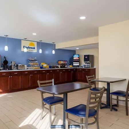 Days Inn By Wyndham Augusta-3