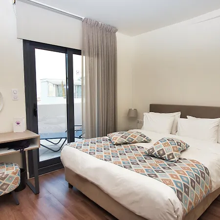 Urban Nest - Suites & Apartments-3