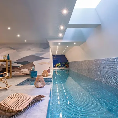 Hotel Parister Piscine & Spa-2