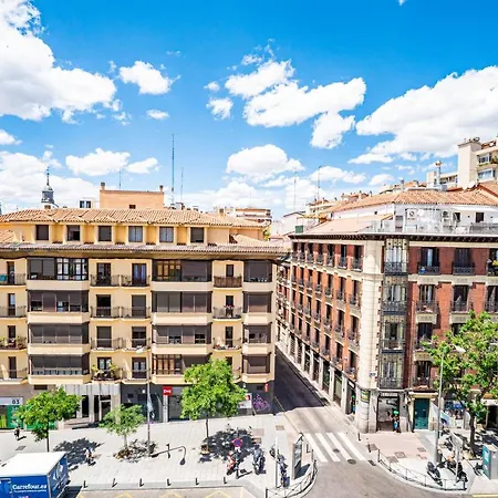 SmartRental Madrid Gran Via Apartments-2