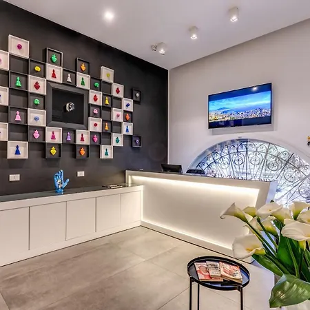 Gallery Suite Naples-3
