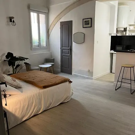 L'Auberge Espagnole - Bed & Breakfast-3