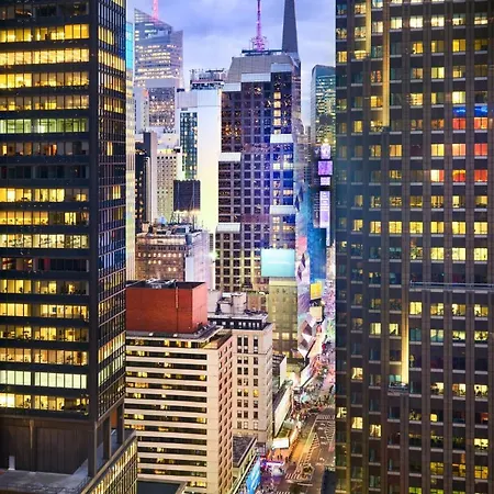Courtyard By Marriott New York Manhattan/Central Park-3
