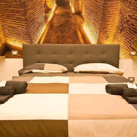 Suite Napoli Sotterranea Con Jacuzzi-2