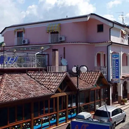 Hotel Le Tre Caravelle-3