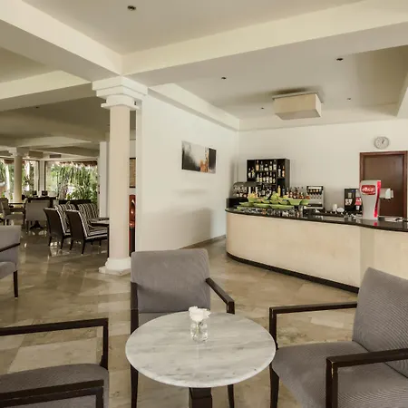 Grand Riviera Princess-2