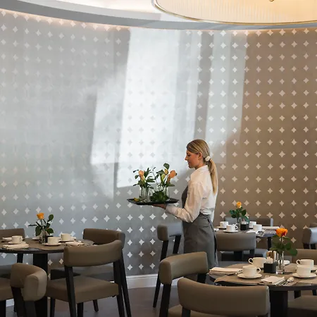 Starhotels Michelangelo Rome-3