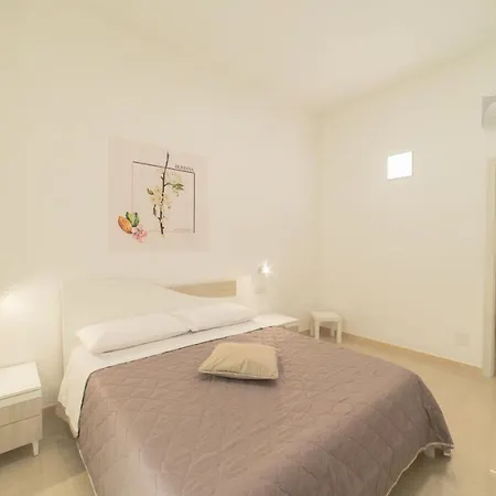 B&B Mandorlo Bianco-2