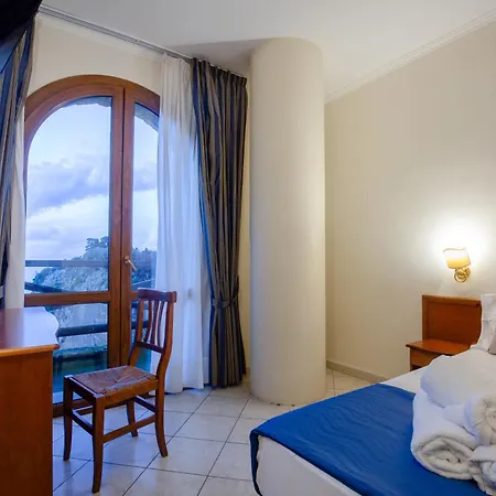 HR Hotel&Spa-2