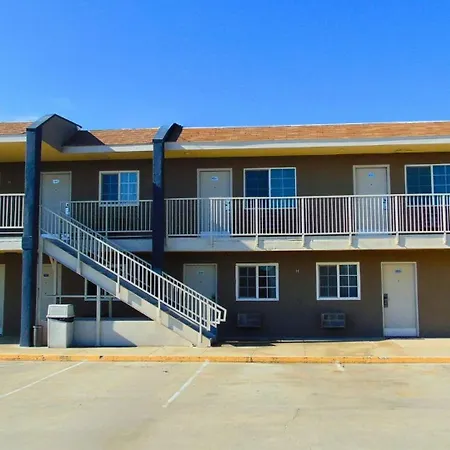Corcoran Country Inn-2