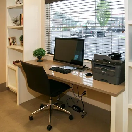 Country Inn & Suites By Radisson, Prineville, Or-2