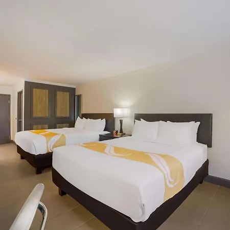Quality Inn & Suites Castle Rock\/Sw Denver-3