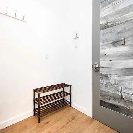 Homa Homestay Hotel By Olympic Stadium Montreal Auberge-Hostel-3