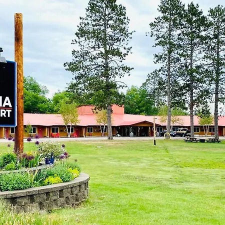 Hiawatha Lodge Inn-2