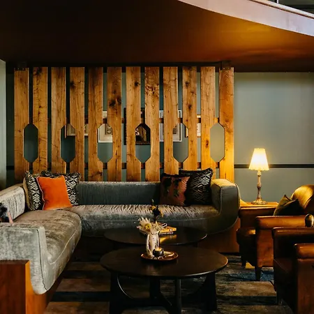 The Hotel Chalet At The Choo Choo-3