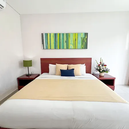 Apple Villas & Apartments, Close To Canggu & Seminyak-3