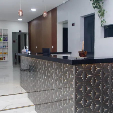Hotel New House-3