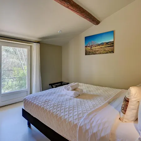 Hostellerie Le Paradou-3