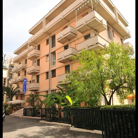 Hotel Miriam-3