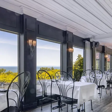 Auberge Des Falaises-2