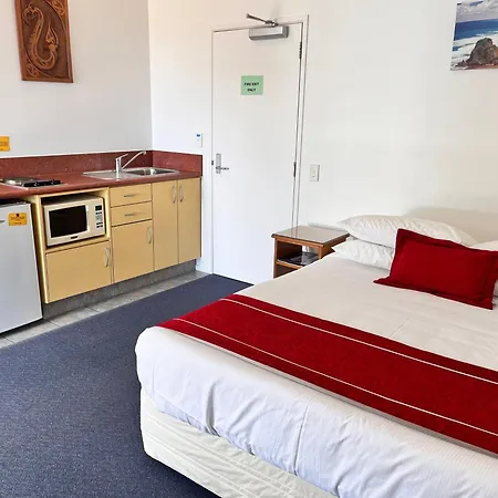 Sundowner Motel-2