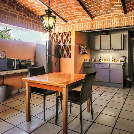 Casa Del Sol Inn-2