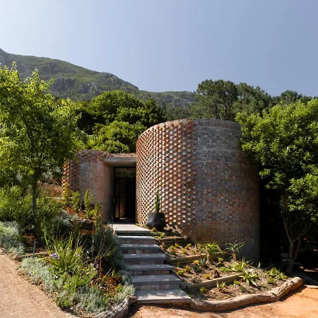 Future Found Sanctuary, Luxury Boutique Hotel By Newmark-3