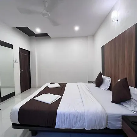 Hotel Sarthak Residency-3