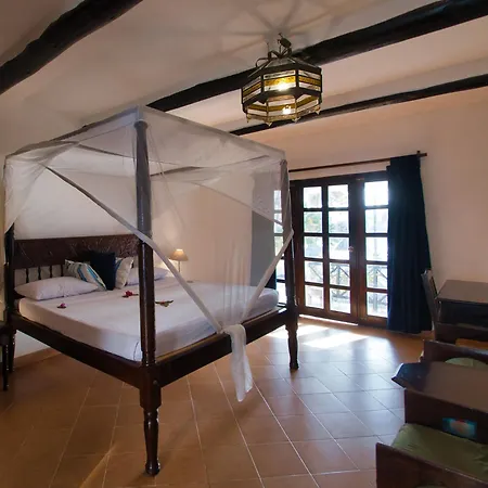 Barracuda Inn Resort-2