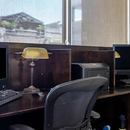 Comfort Suites Visalia - Convention Center-2