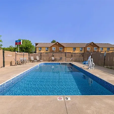 Surestay Plus Hotel By Best Western Kearney-2