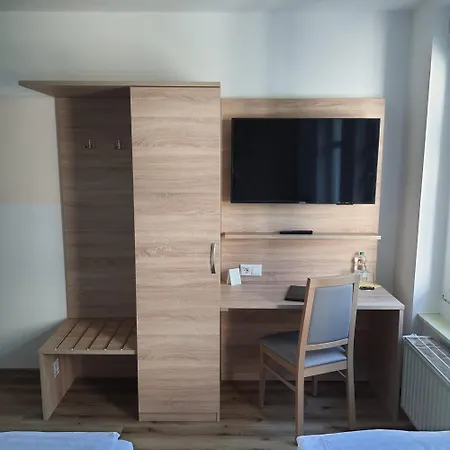 Hotel Am Sudenburger Hof-3