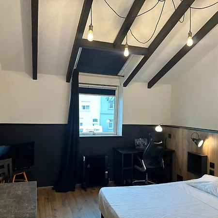 Hotel Porte De France - Self Check In By Homenhancement-3