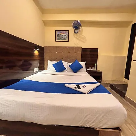 Hotel Signature Inn-2