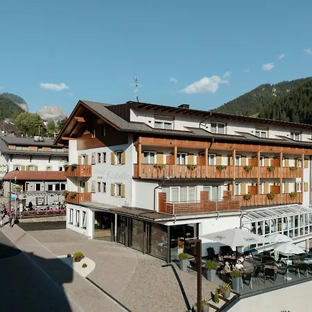 Hotel Cristallo-3