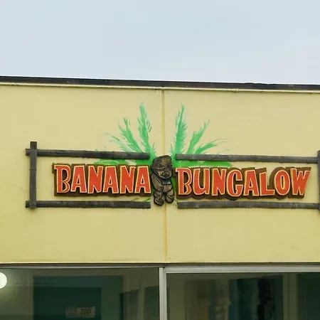 Banana Bungalow West Hollywood Hotel & Hostel-3