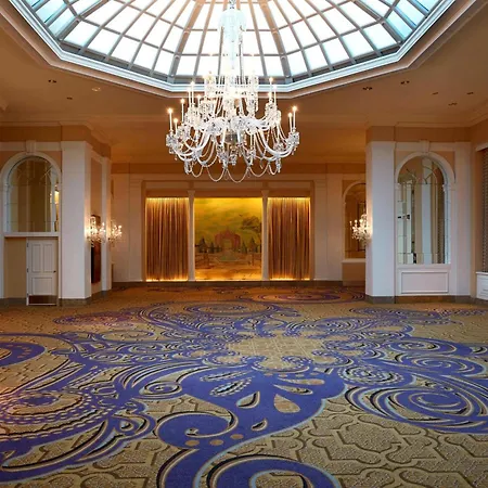 The Mayflower Hotel, Autograph Collection-3