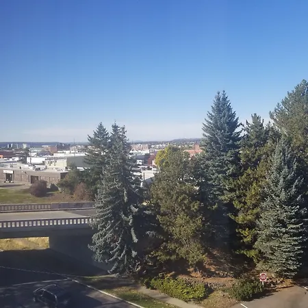 Ramada By Wyndham Downtown Spokane-2