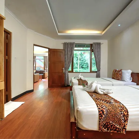 Safari Resort-2
