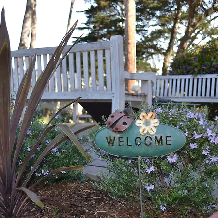 Sunset Inn Pacific Grove-3