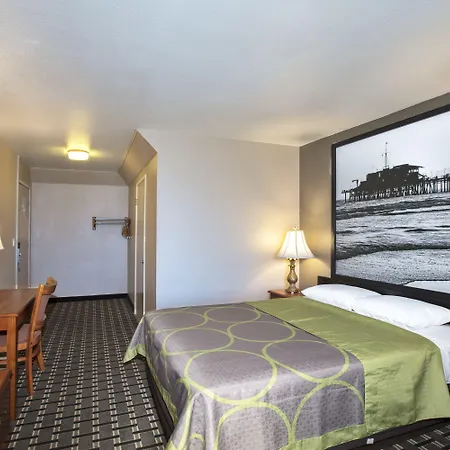 The Hotel 39-3