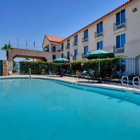 Hampton Inn By Hilton Calexico-2