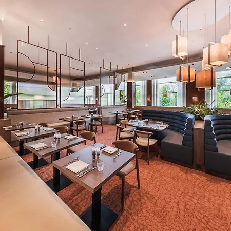 Van der Valk Airporthotel Düsseldorf-3