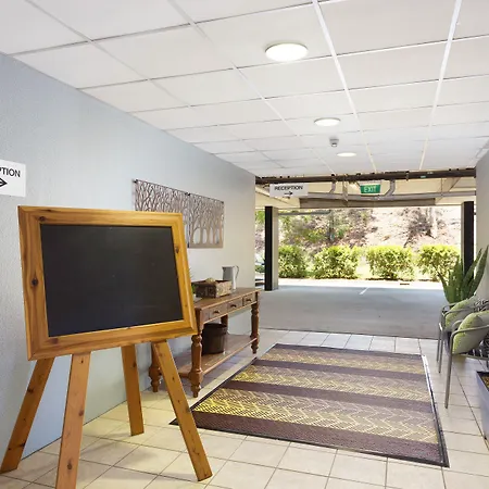 Rocklea International Motel-2