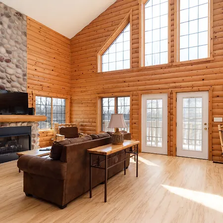 Grand Bear Resort At Starved Rock-2